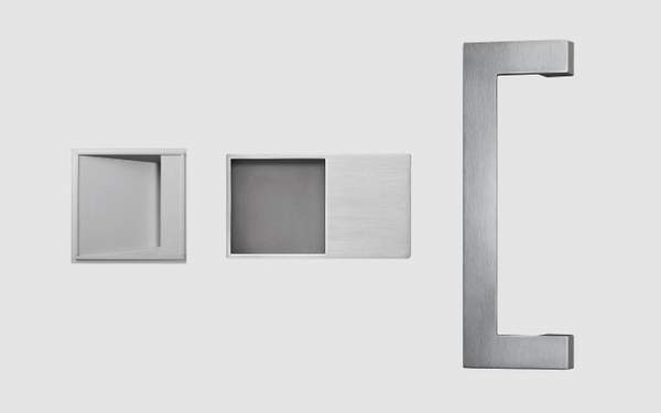 Drzwi z przeszkleniami bocznymi